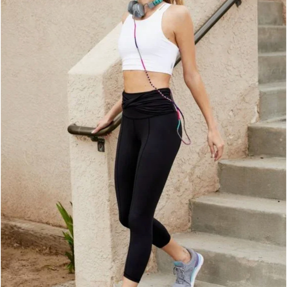 Free People Hang Ten Crop Leggings size Med